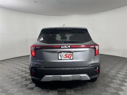 2025 Kia Seltos LX