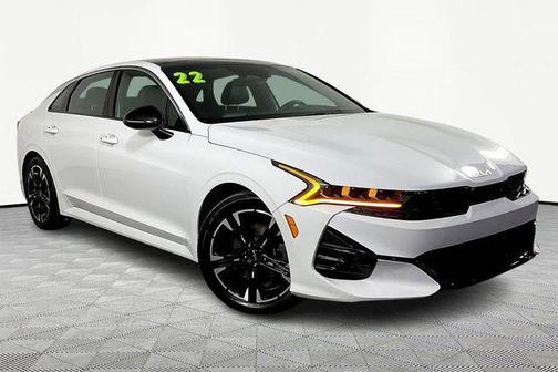 Glacial White Pearl 2022 Kia K5 GT-Line