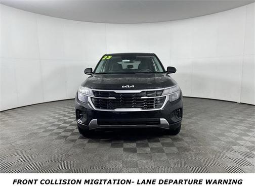 2025 Kia Seltos LX
