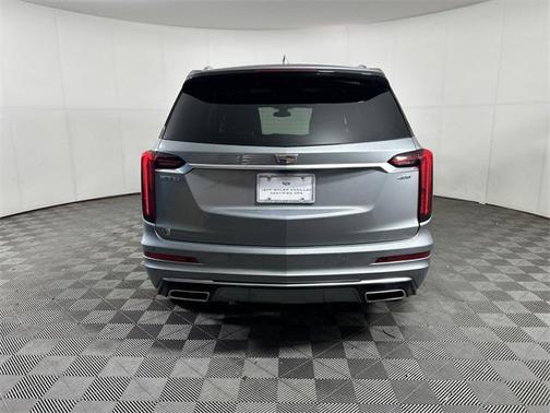 2025 Cadillac XT6 Premium Luxury FWD
