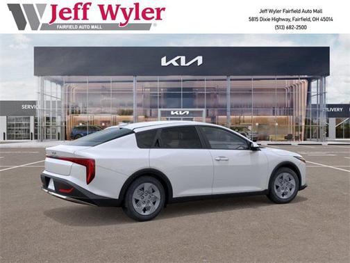 2025 Kia K4 LX