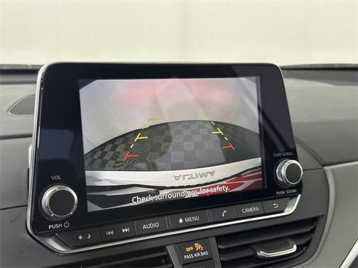 2025 Nissan Altima SR FWD