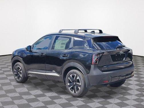 Super Black 2026 Nissan Kicks SV