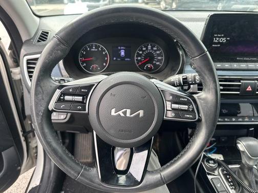 2023 Kia Seltos S