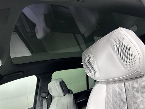 2025 Cadillac Escalade Luxury
