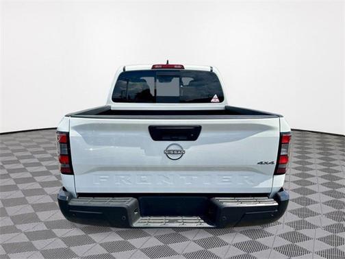 2025 Nissan Frontier S