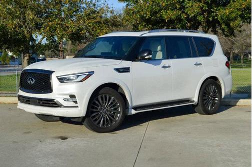 2024 INFINITI QX80 SENSORY