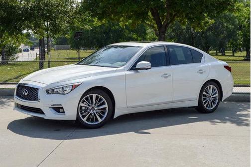 2024 INFINITI Q50 LUXE