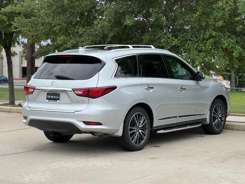 Liquid Platinum 2017 INFINITI QX60 Base