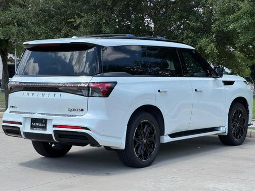 Radiant White 2026 INFINITI QX80 SPORT