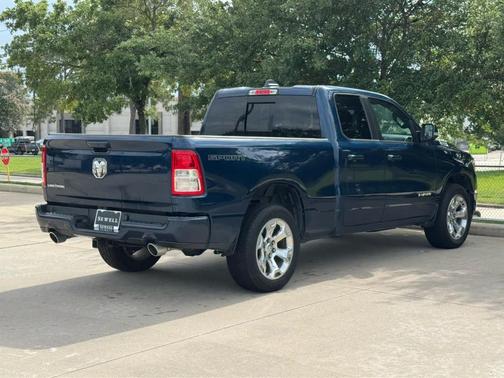 Patriot Blue Pearlcoat 2022 RAM 1500 Big Horn