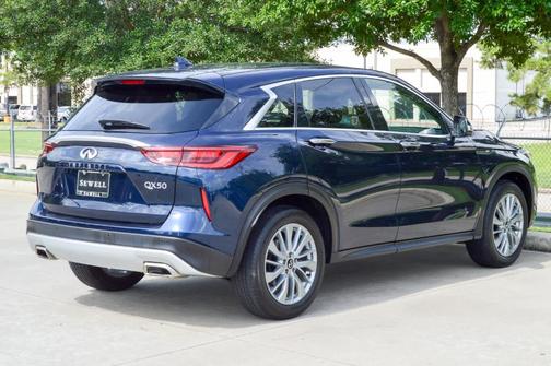 2024 INFINITI QX50 Pure