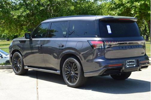 2025 INFINITI QX80 Luxe