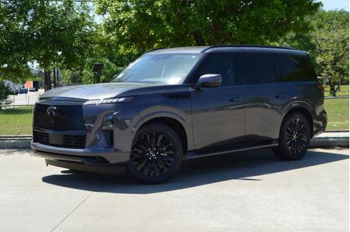 2025 INFINITI QX80 Luxe