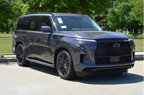2025 INFINITI QX80 Luxe