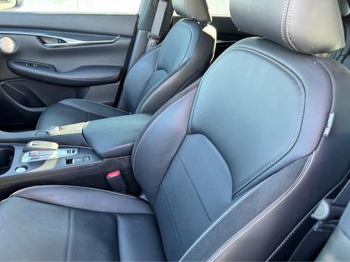 2025 INFINITI QX50 SPORT