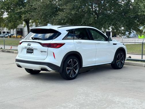 2024 INFINITI QX50 SPORT