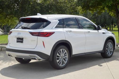 2025 INFINITI QX50 Pure