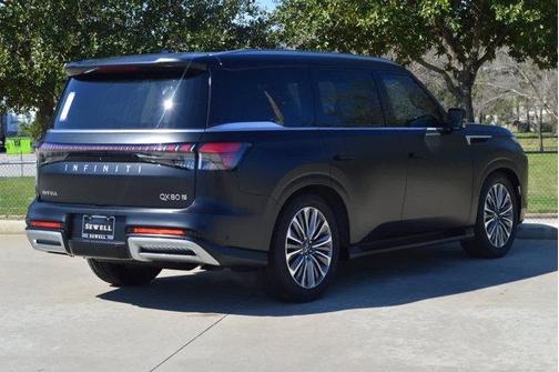 2025 INFINITI QX80 SENSORY