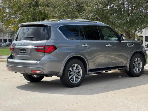 2018 INFINITI QX80 Base