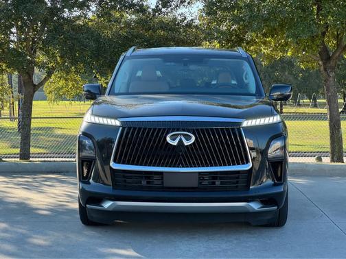 2025 INFINITI QX80 SENSORY