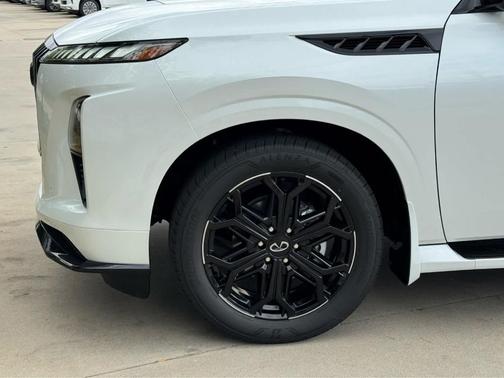 Radiant White 2026 INFINITI QX80 SPORT