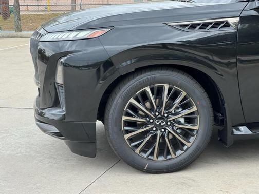 Diamond Black 2026 INFINITI QX80 AUTOGRAPH