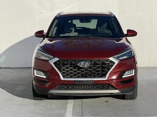 Photo 4 of 23 of 2020 Hyundai Tucson Sport
