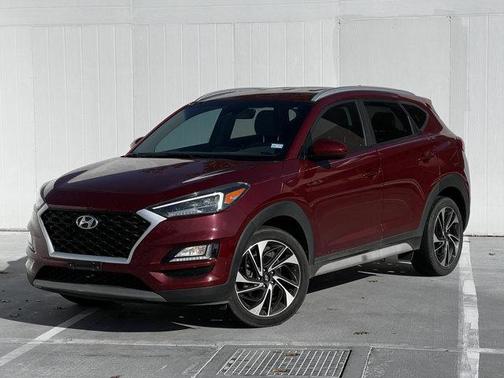 Photo 1 of 23 of 2020 Hyundai Tucson Sport