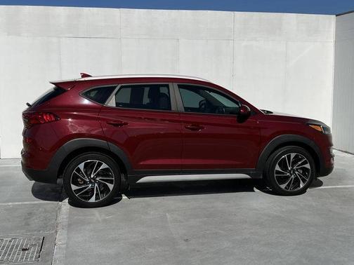 Photo 5 of 23 of 2020 Hyundai Tucson Sport