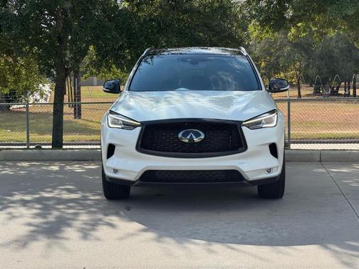 2022 INFINITI QX50 Luxe
