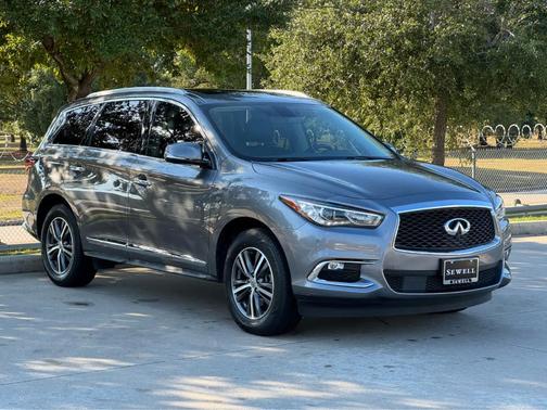 2017 INFINITI QX60 Base