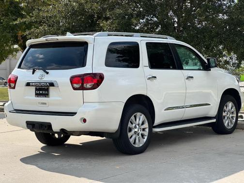 2020 Toyota Sequoia Platinum