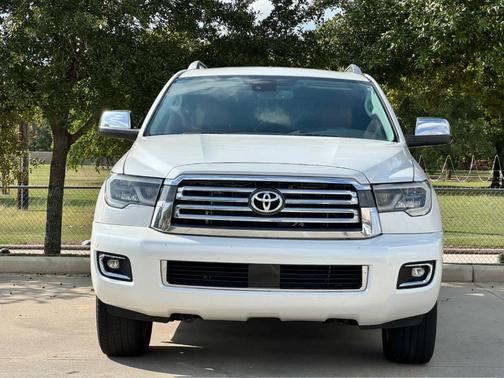 2020 Toyota Sequoia Platinum