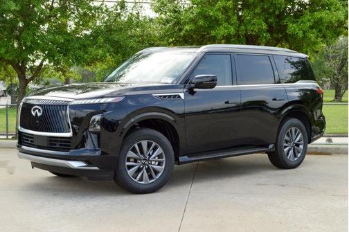 2025 INFINITI QX80 PURE
