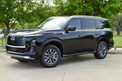 2025 INFINITI QX80 PURE