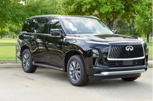 2025 INFINITI QX80 PURE