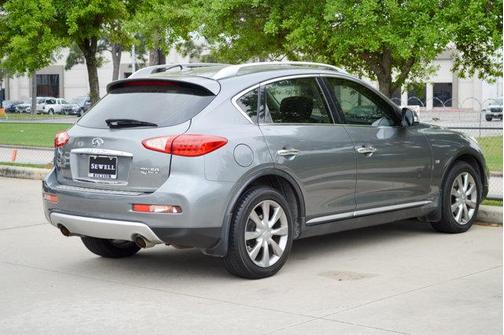 2016 INFINITI QX50 Base