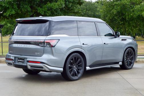 2025 INFINITI QX80 SENSORY