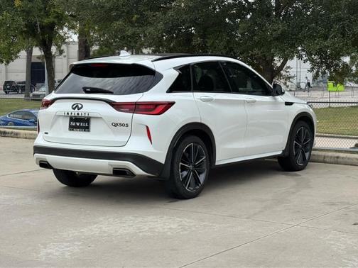 2025 INFINITI QX50 SPORT