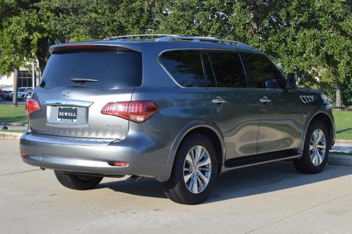 2017 INFINITI QX80 Base