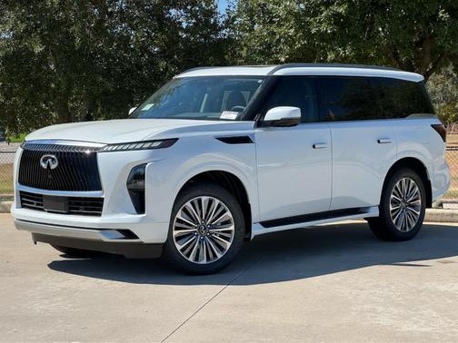 2026 INFINITI QX80 Luxe