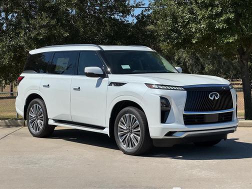 2026 INFINITI QX80 Luxe
