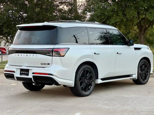 2026 INFINITI QX80 SPORT