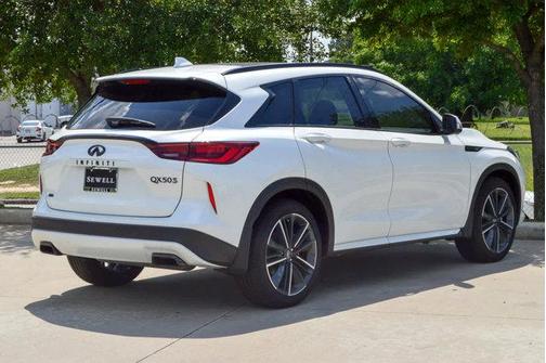 2025 INFINITI QX50 SPORT