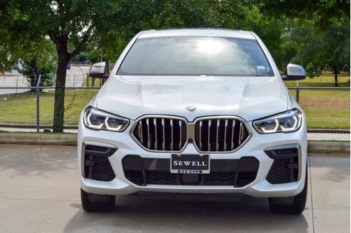 2023 BMW X6 M50i