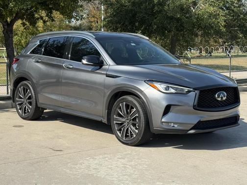 2022 INFINITI QX50 Luxe