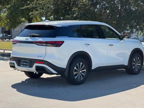 2025 INFINITI QX60 Pure