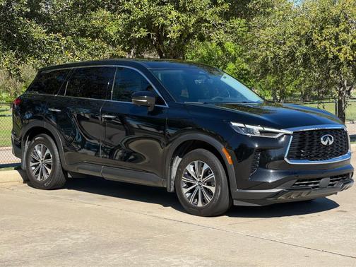 2023 INFINITI QX60 Pure