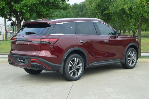 2025 INFINITI QX60 Luxe